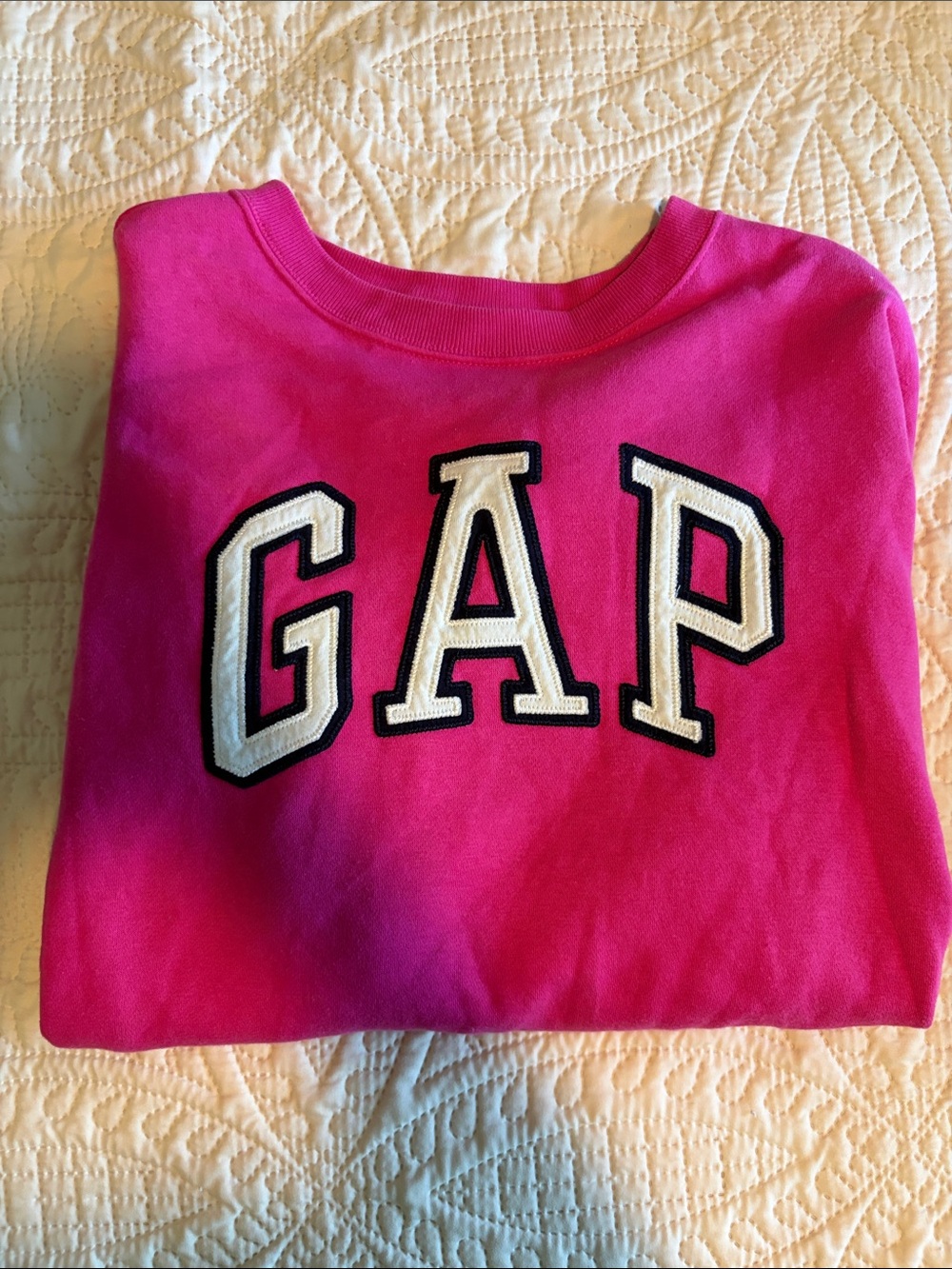 GAP sweatshirt